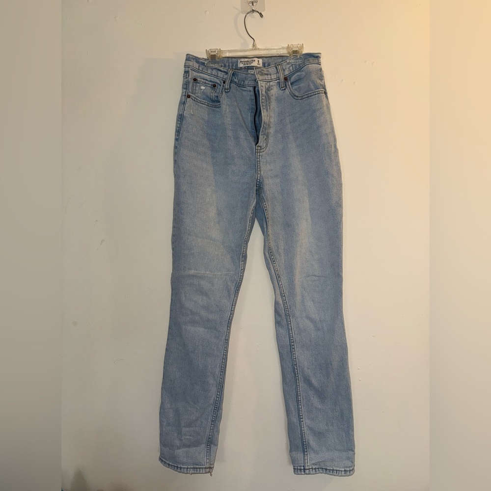 Abercrombie & Fitch Light Wash Denim